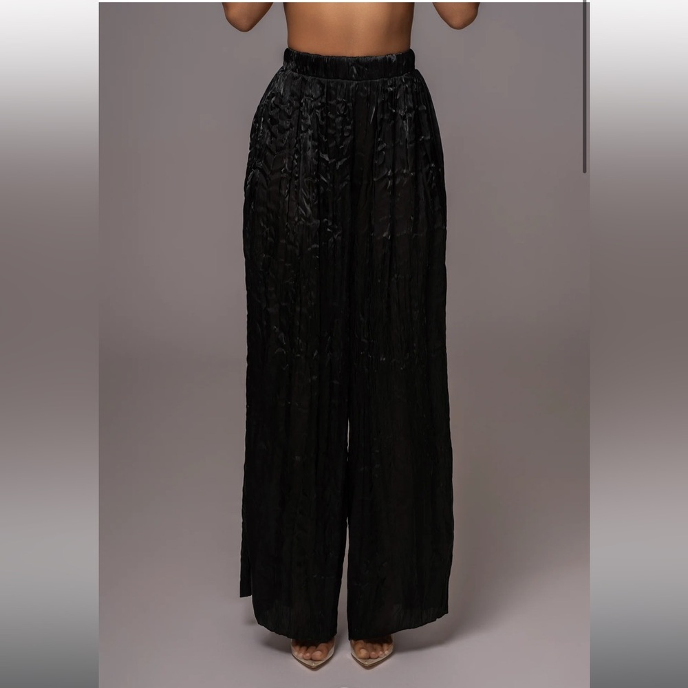 JLUXLABEL “Let’s Get Away” Black Satin Pant Set (M) - Picture 3 of 5